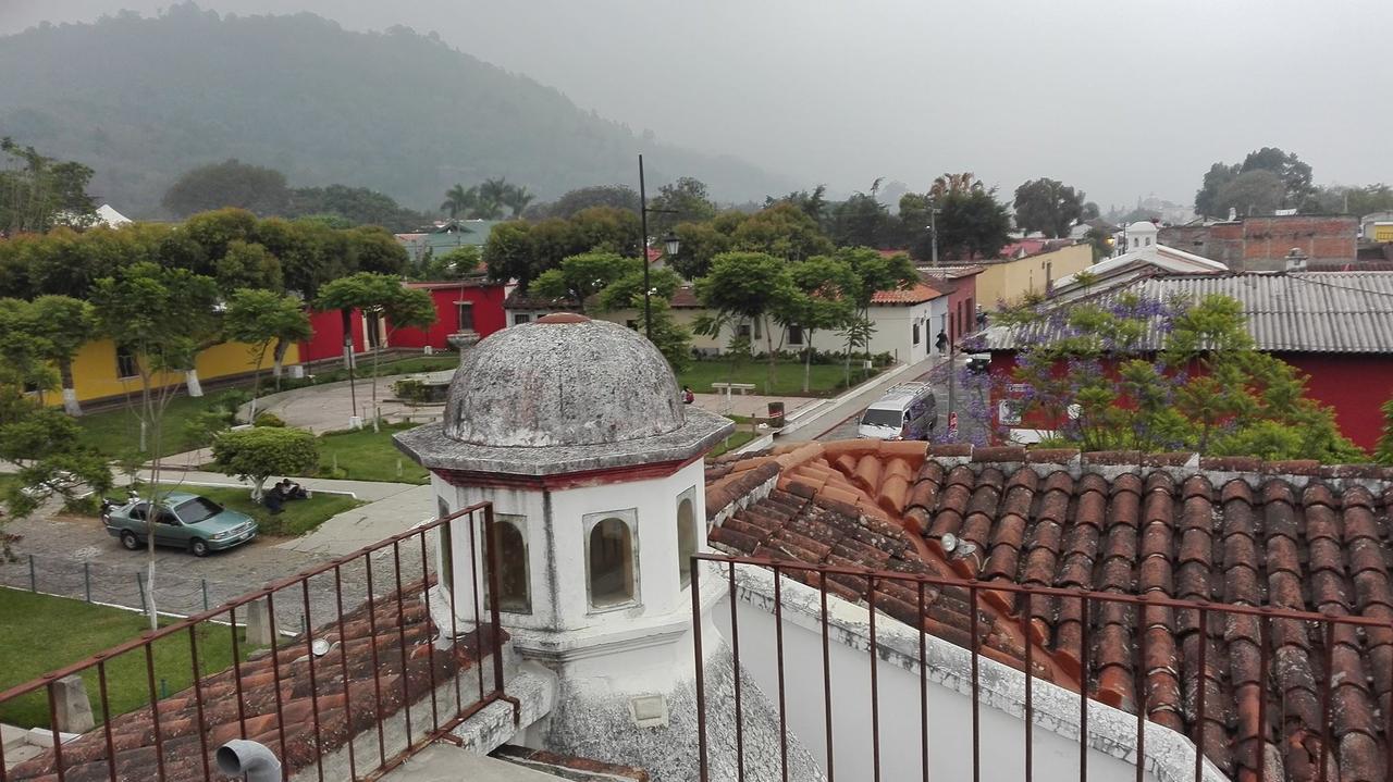 Bed and Breakfast La Casa De La Alameda Antigua Екстер'єр фото