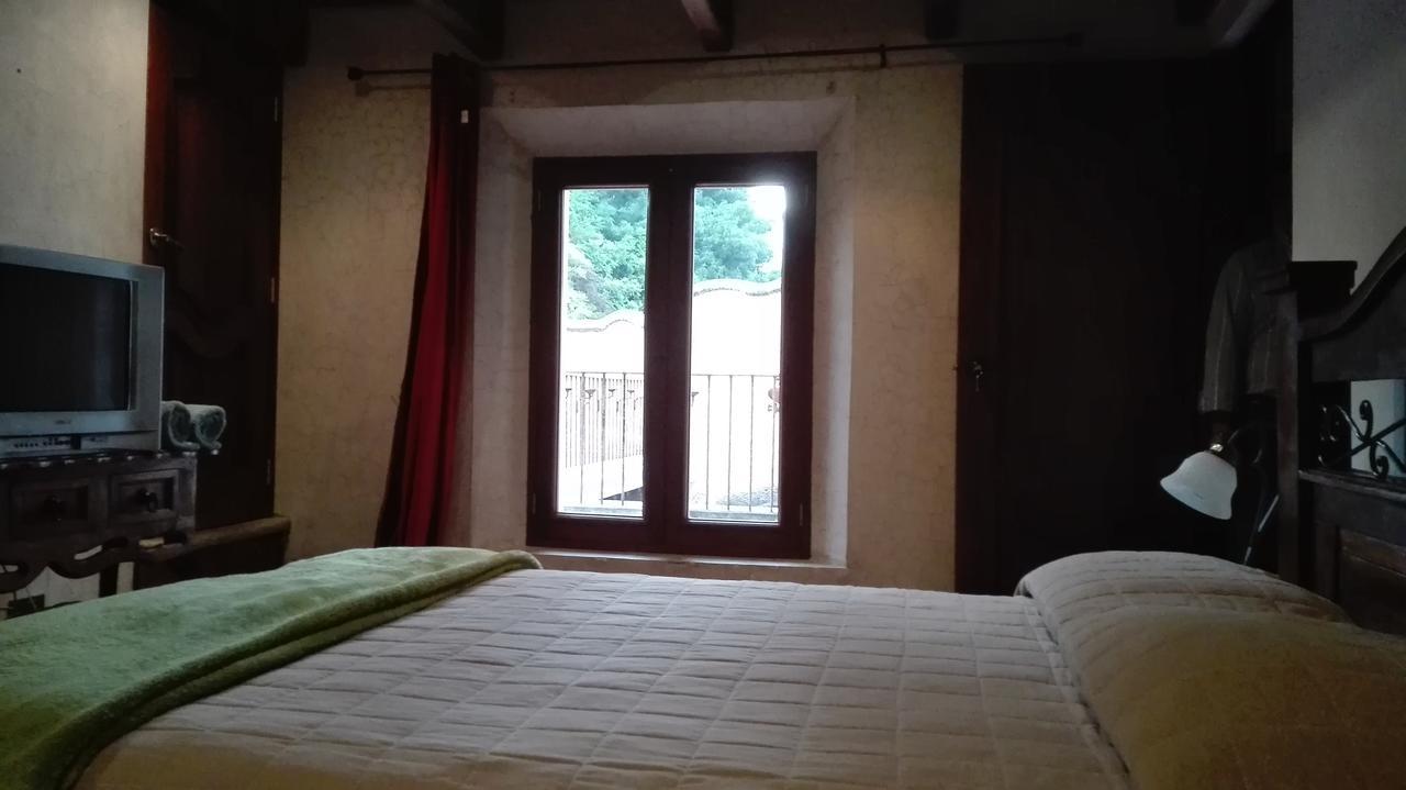 Bed and Breakfast La Casa De La Alameda Antigua Екстер'єр фото