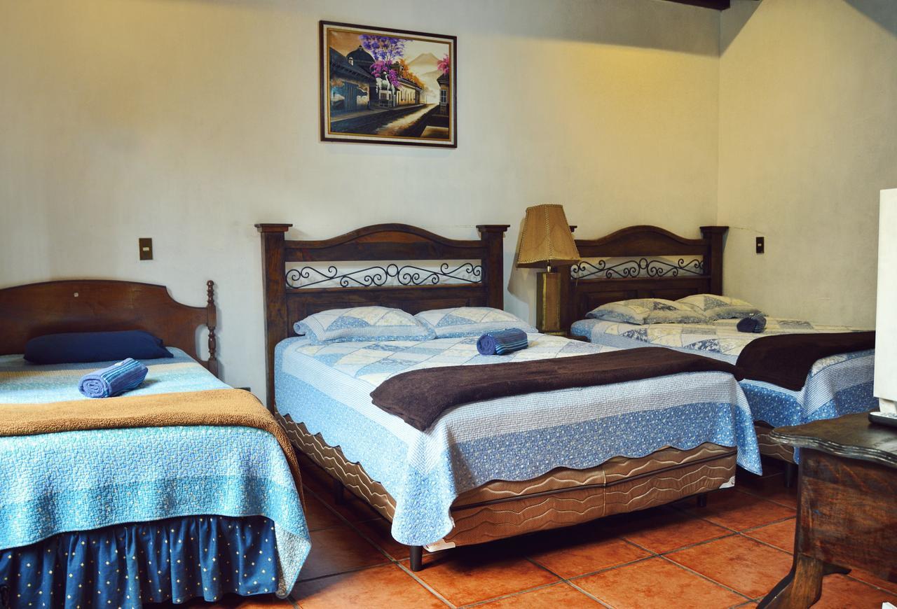 Bed and Breakfast La Casa De La Alameda Antigua Екстер'єр фото